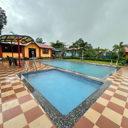 Karjat Ap Resort Exteriér fotografie